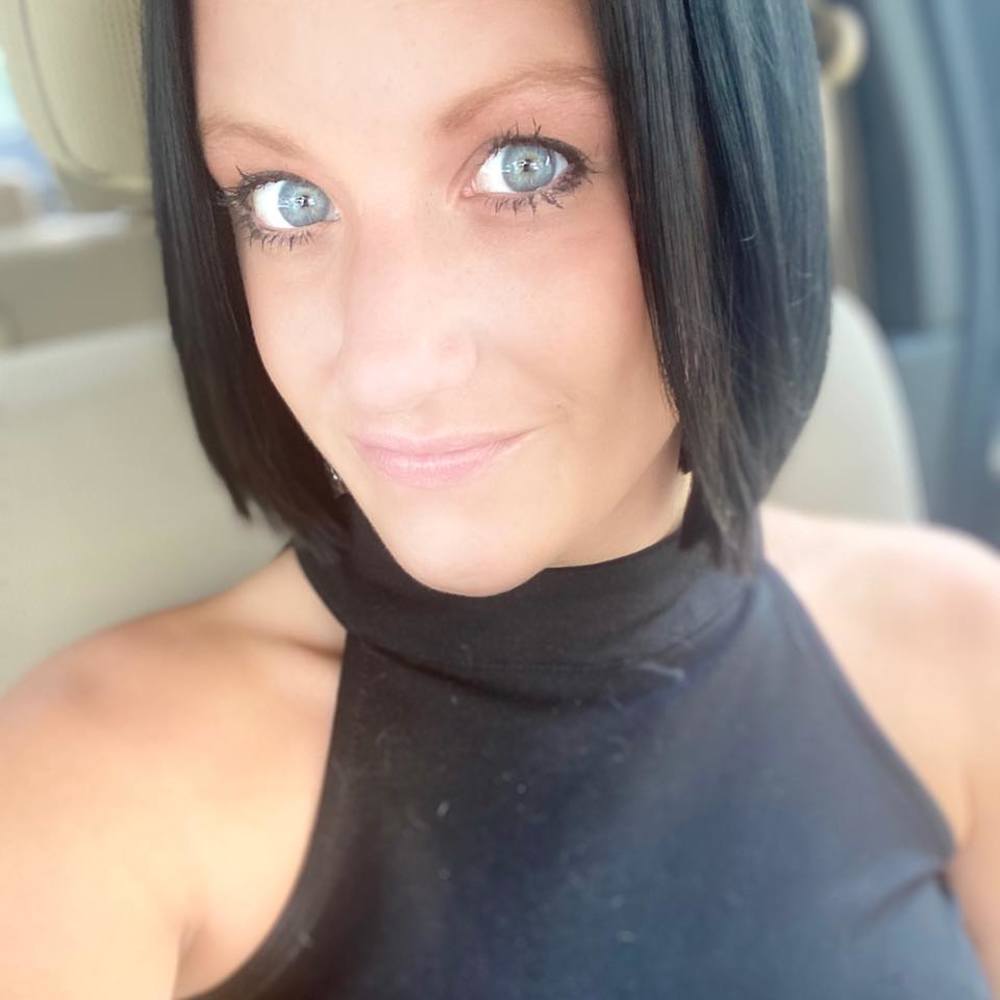 Meet your Posher, Karissa